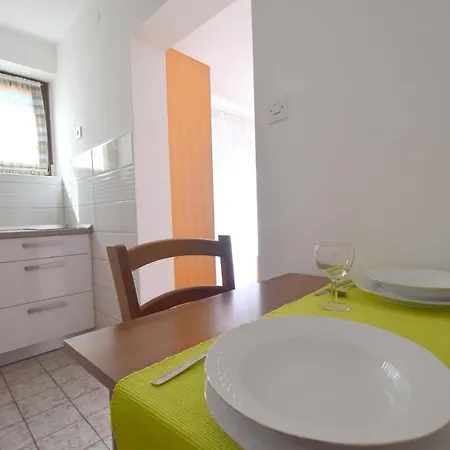 Apartment Marija Malinska